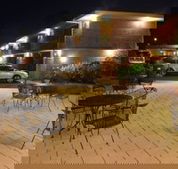 Barclay On View - Holiday Sunshine Coast