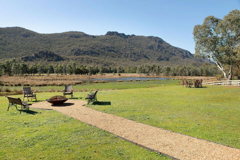 Halls Gap Motel - Holiday Sunshine Coast 3