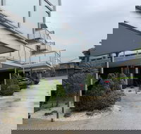 7 Falls Apartments - Sunshine Coast Tourism