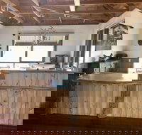 Daysy Hill Country Cottages - Holiday Sunshine Coast