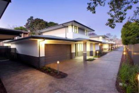 Abode Apartments Albury - Holiday Sunshine Coast 0