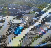 Newcastle Motel - Holiday Sunshine Coast