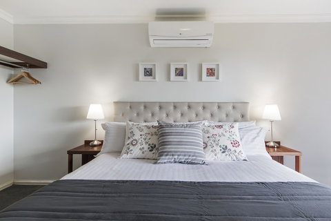 Shambhala Guesthouse - Holiday Sunshine Coast 5