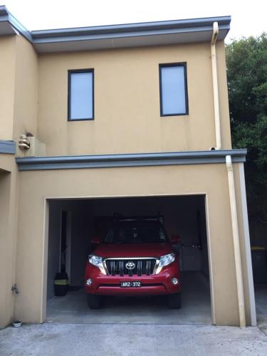 Central Cowes Family Townhouses - Sunshine Coast Tourism 3
