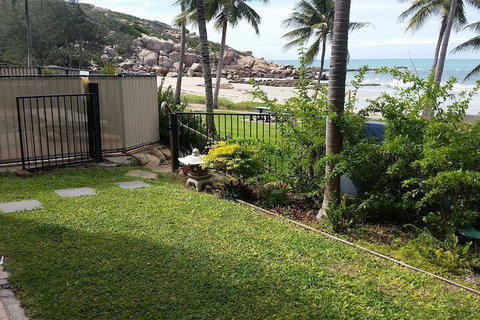 Rose Bay Resort - Holiday Sunshine Coast 1