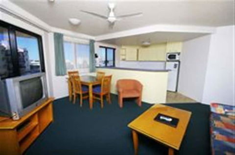 Royal Apartments - Holiday Sunshine Coast 5