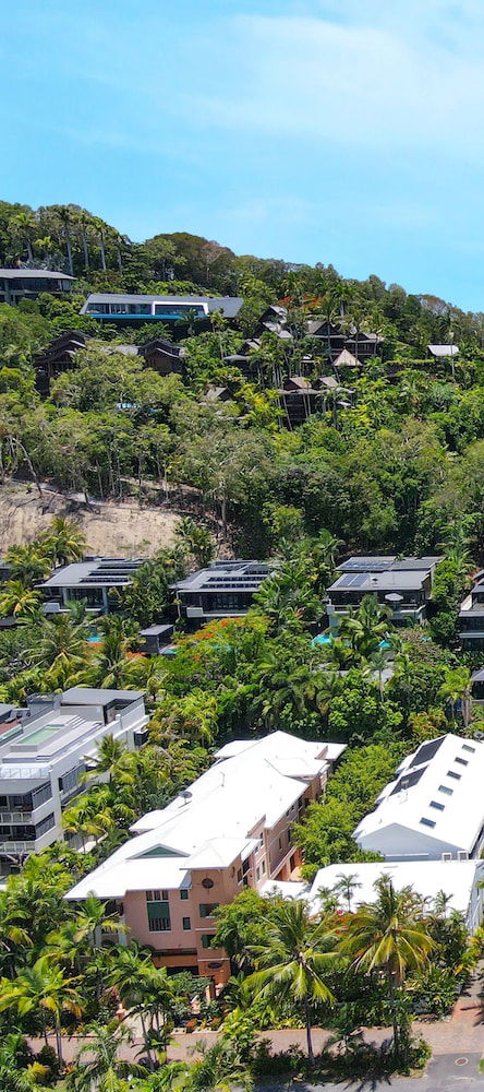 Reflections Of Port Douglas - Sunshine Coast Tourism 0
