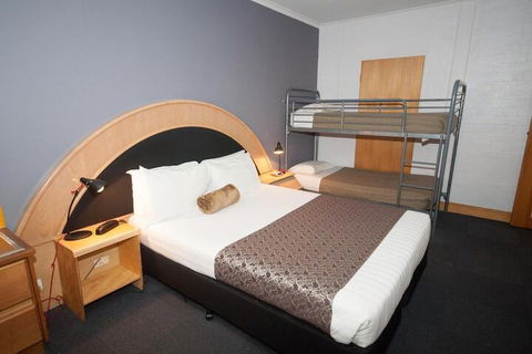 The Capital Airport Motel - Holiday Sunshine Coast 3