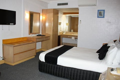 The Capital Airport Motel - Holiday Sunshine Coast 5