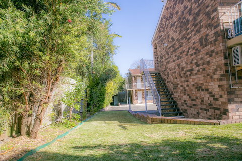 Gosford Palms Motor Inn - Sunshine Coast Tourism 2