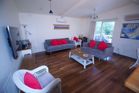 Beachwalk Cottage - Sunshine Coast Tourism 4