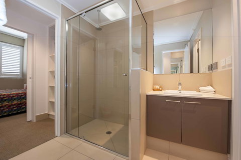 Laguna Apartments - Holiday Sunshine Coast 4