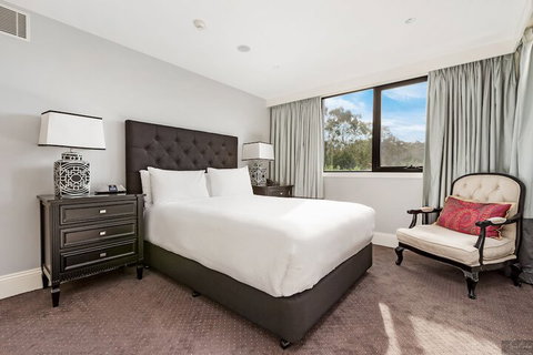 Miramare Gardens - Holiday Sunshine Coast 5