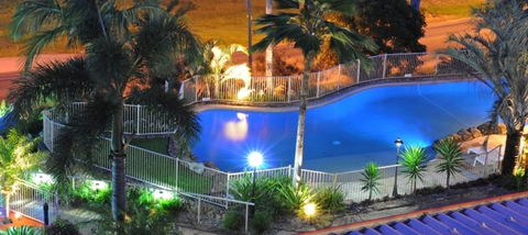 At Boathaven Bay Holiday Apartments - Holiday Sunshine Coast 1