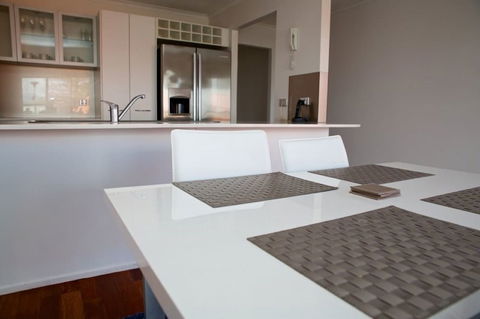 Foreshore Apartments - Sunshine Coast Tourism 2