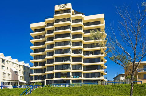 Pelican Sands Beach Resort - Holiday Sunshine Coast 0