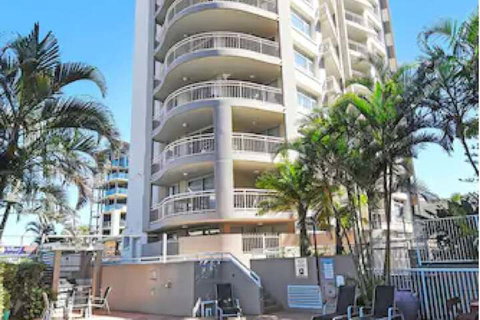 Wharf Boutique Apartments - Sunshine Coast Tourism 5