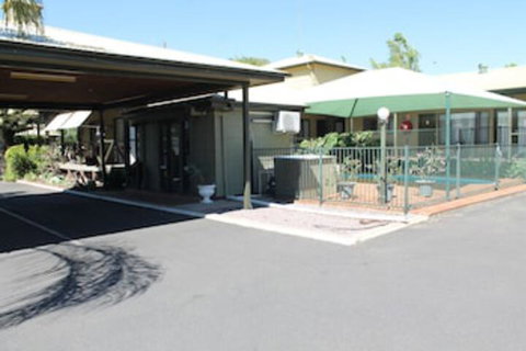 Lake Forbes Motel - Sunshine Coast Tourism 0