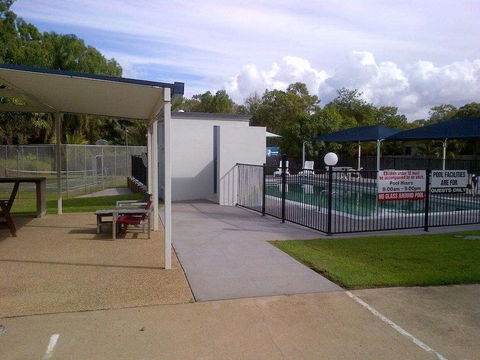 Lamor Apartments - Holiday Sunshine Coast 4