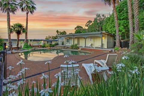 Thunderbird Motel - Holiday Sunshine Coast 2