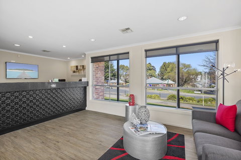 Thunderbird Motel - Holiday Sunshine Coast 4