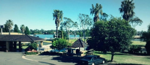 Lakeview Motel - Holiday Sunshine Coast 2