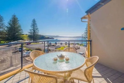 The Cove Yamba - Sunshine Coast Tourism 0