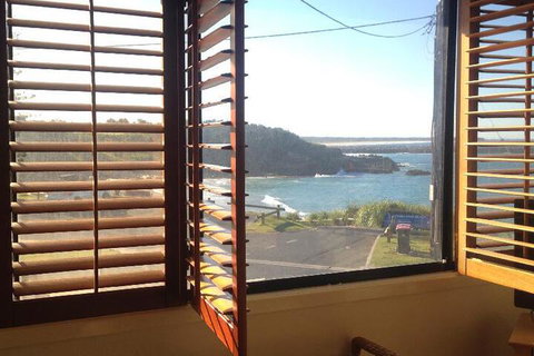 Surf Motel - Sunshine Coast Tourism 2