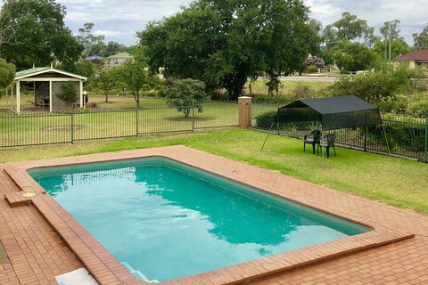 Golfview Motor Inn - Holiday Sunshine Coast 4