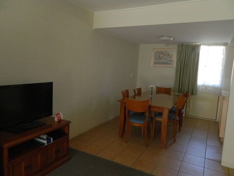 Coachman Motel - Holiday Sunshine Coast 4