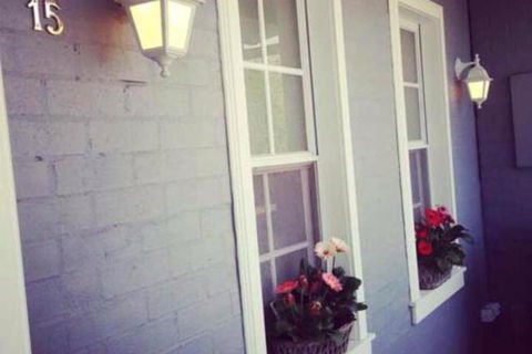 4 Ensuite Chelsea Villa CBD Airport - Holiday Sunshine Coast 3