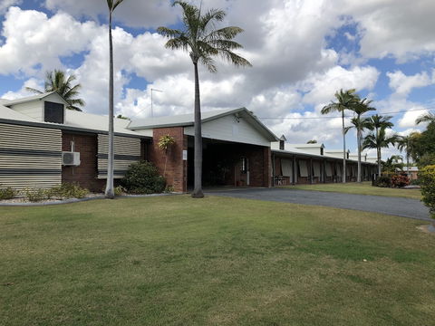 True Blue Motor Inn - Holiday Sunshine Coast 0