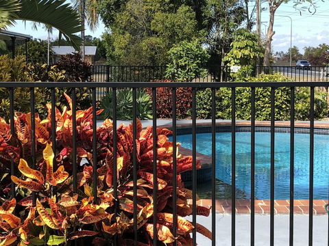 True Blue Motor Inn - Holiday Sunshine Coast 3