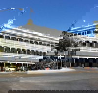 Heritage Hotel - Holiday Sunshine Coast