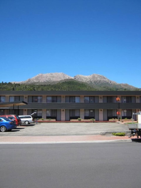 Queenstown Motor Lodge - Holiday Sunshine Coast 4