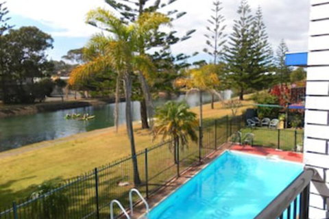 Le George Motel - Holiday Sunshine Coast 4