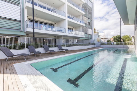 Gallery Serviced Apartments - Holiday Sunshine Coast 3