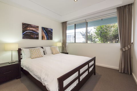 Gallery Serviced Apartments - Holiday Sunshine Coast 6