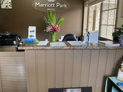 Marriott Park Motel - Sunshine Coast Tourism 5