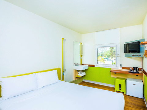 Ibis Budget Newcastle - Holiday Sunshine Coast 5