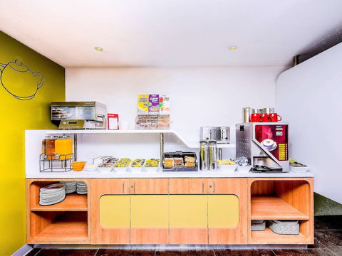 Ibis Budget Newcastle - Holiday Sunshine Coast 0