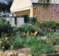 Brayfield Cottage - Holiday Sunshine Coast