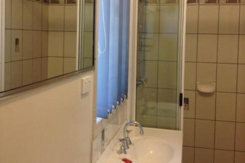 Cityside Accommodation - Holiday Sunshine Coast 4