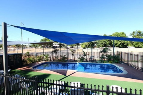 Leichhardt Accommodation - Sunshine Coast Tourism 5
