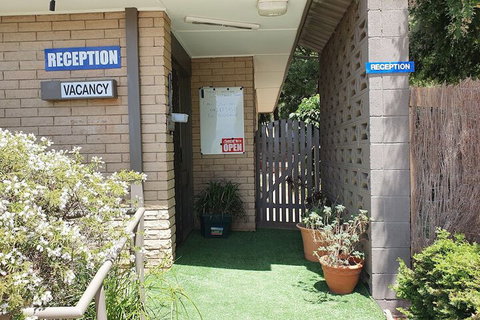 Allamar Motor Inn Motel - Holiday Sunshine Coast 6