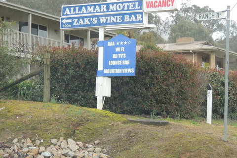 Allamar Motor Inn Motel - Holiday Sunshine Coast 1