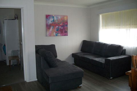 Top Of The Lake Units - Holiday Sunshine Coast 6