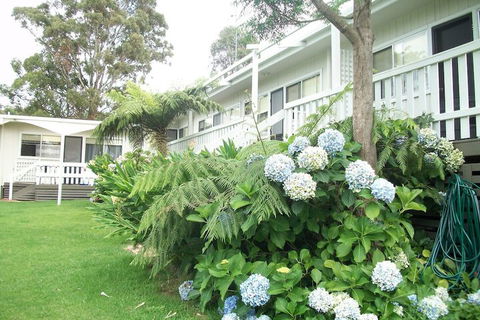 Top Of The Lake Units - Holiday Sunshine Coast 2