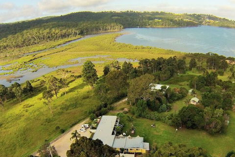 Top Of The Lake Units - Holiday Sunshine Coast 1