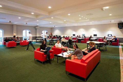 RMIT Village House - Sunshine Coast Tourism 6